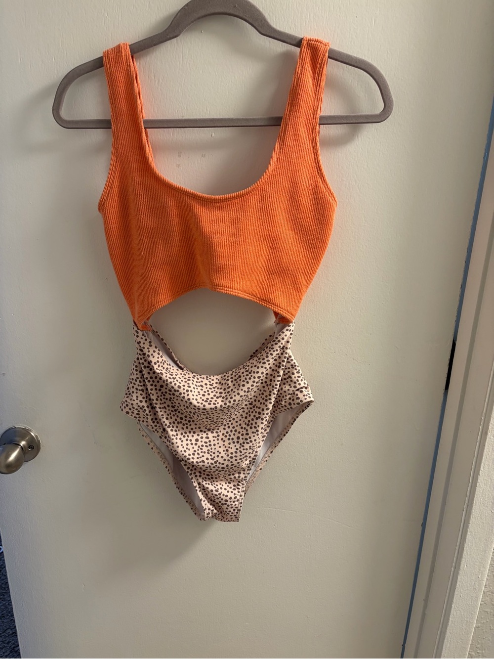 Orange Ribbed Cutout Leopard Monokini One Piece Swimsuit Size M